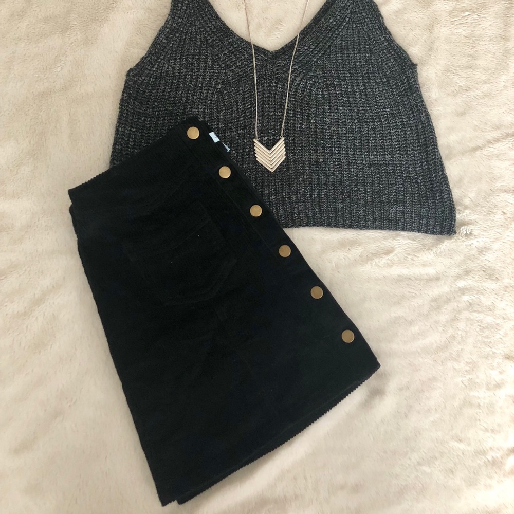 ❌Sold❌Uber Cute Black Felt Button Up Skirt ✨